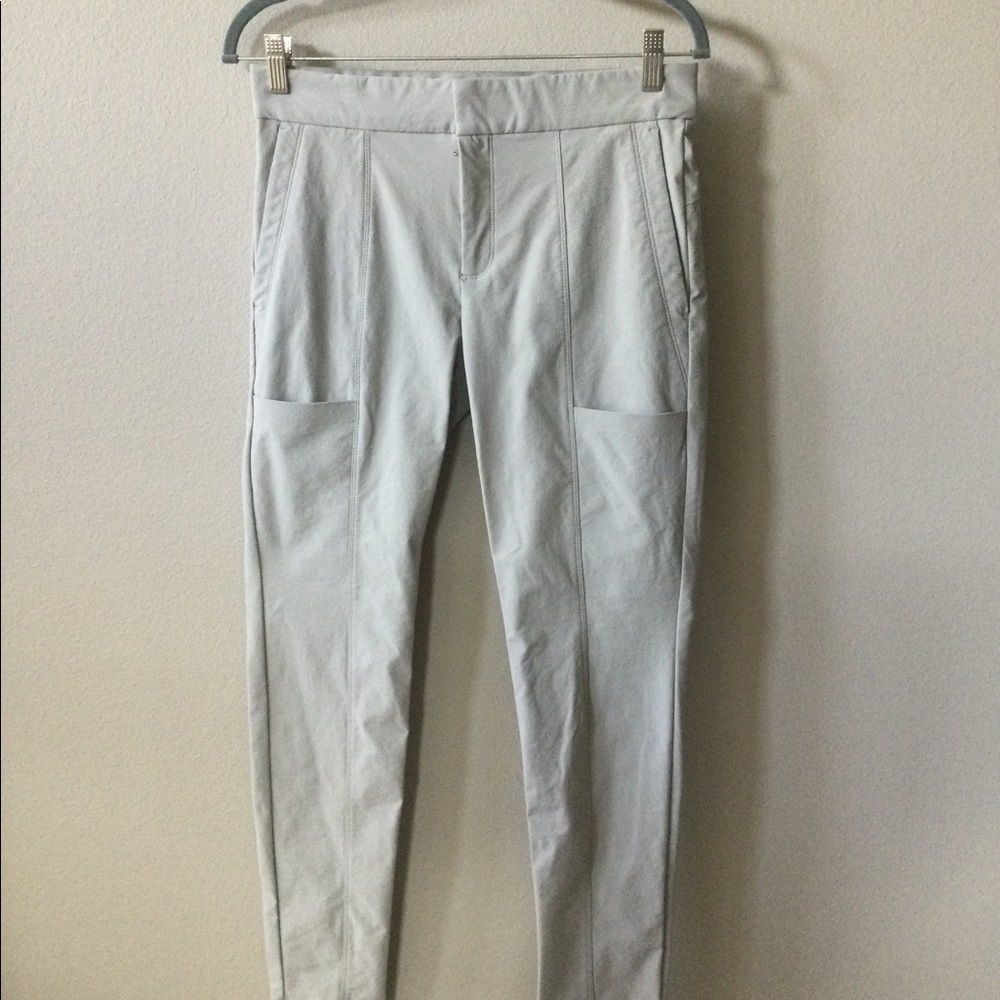 Athleta size 4 wander stash pant
